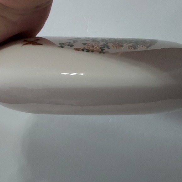 Pheasants Oval Vase 7.5in.Hx7.5 in.W,Multi,Gold Trim on Rim&throughout scene - Picture 3 of 8